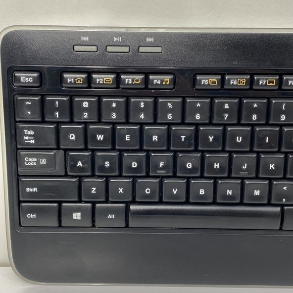 Logitech K520 Wireless Keyboard With Unifying USB Receiver Dongle. Tested Works - Picture 3 of 8